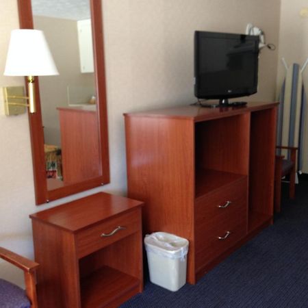 Knights Inn Elizabethtown Oda fotoğraf