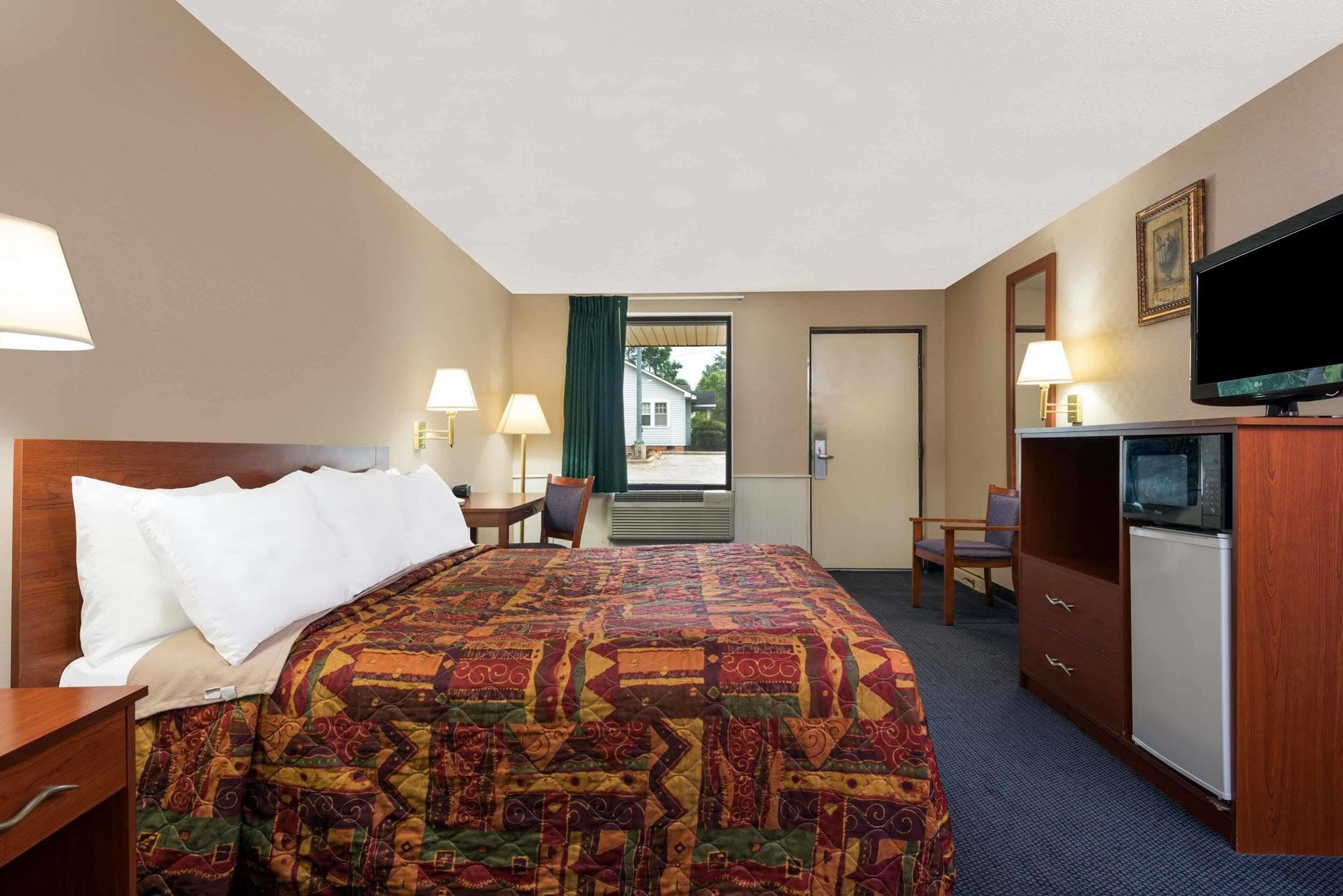 Knights Inn Elizabethtown Dış mekan fotoğraf