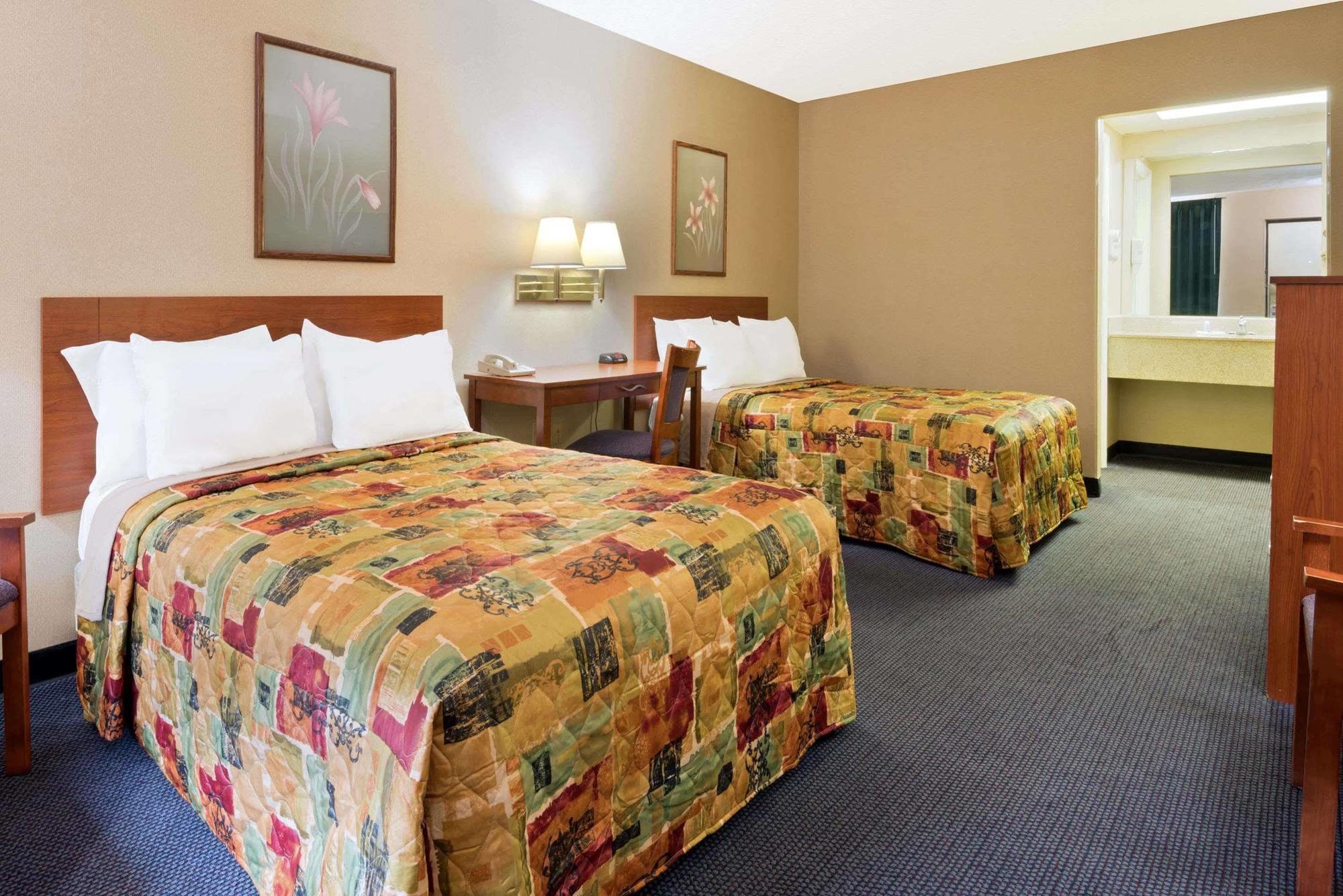 Knights Inn Elizabethtown Dış mekan fotoğraf